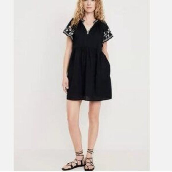 Old Navy Black Embroidered Short Sleeve Boho Swing Dress Pockets L Cottage Boho - Picture 1 of 9